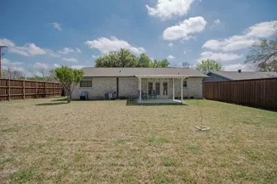 5302 Saddleback Road, Garland, TX 75043 - Photo 31