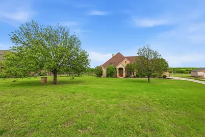 4430 Bucking Bronc Drive, Fort Worth, TX 76126 - Photo 5