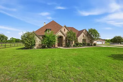 4430 Bucking Bronc Drive, Fort Worth, TX 76126 - Photo 3