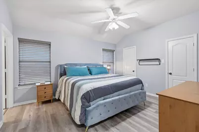 5621 Swords Drive, Fort Worth, TX 76137 - Photo 11