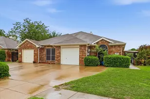 5621 Swords Dr, Fort Worth, TX 76137 - Photo 3
