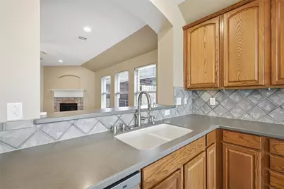 4529 Worchester Lane, McKinney, TX 75070 - Photo 9