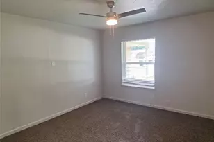 209 Heather Dr, Garland, TX 75042 - Photo 7