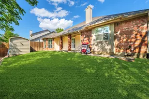 6729 Lucas Ln, North Richland Hills, TX 76182 - Photo 23