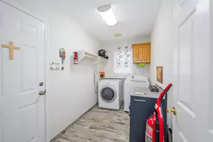 6729 Lucas Ln, North Richland Hills, TX 76182 - Photo 15