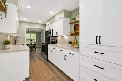 13635 Weald Green Street, Dallas, TX 75240 - Photo 5