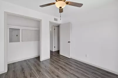 13635 Weald Green Street, Dallas, TX 75240 - Photo 19