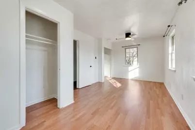 129 Senter Valley Road, Irving, TX 75060 - Photo 17