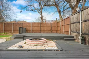 129 Senter Valley Rd, Irving, TX 75060 - Photo 27