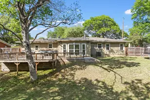 2306 Oak Cliff Dr, Waco, TX 76710 - Photo 33