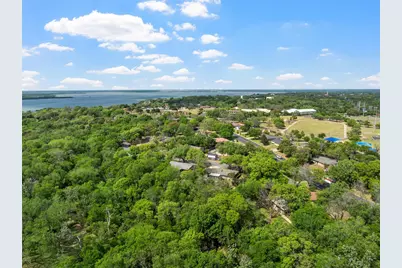 2306 Oak Cliff Drive, Waco, TX 76710 - Photo 37