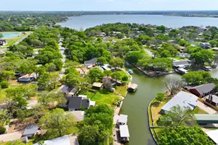 4311 N Port Ridglea Ct, Granbury, TX 76049 - Photo 29