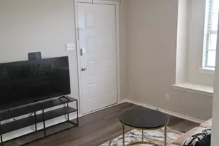 1708 Crestpoint Dr, Arlington, TX 76012 - Photo 1