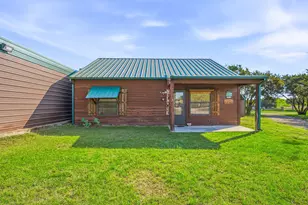 101 Hide Away Dr, Strawn, TX 76475 - Photo 5