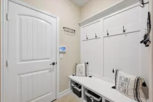 824 Pinnacle Ridge Rd, Fort Worth, TX 76052 - Photo 25