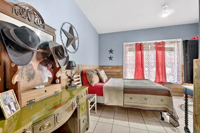 2070 County Road 377, Van Alstyne, TX 75495 - Photo 11