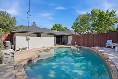 1421 Homestead Court, Irving, TX 75061 - Photo 31