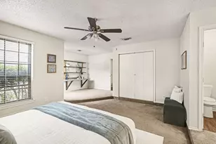 2621 Warren Ln, Fort Worth, TX 76112 - Photo 21