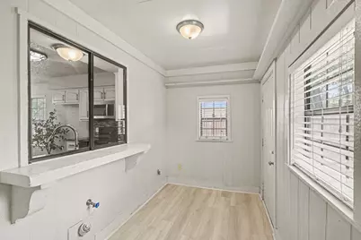 2621 Warren Lane, Fort Worth, TX 76112 - Photo 15