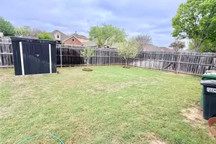900 Ascension Dr, Hurst, TX 76053 - Photo 13