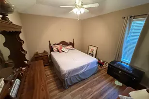 809 Martin St, Bonham, TX 75418 - Photo 15