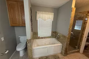 809 Martin St, Bonham, TX 75418 - Photo 13