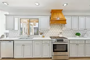 5805 Sand Shell Ct, Dallas, TX 75252 - Photo 9