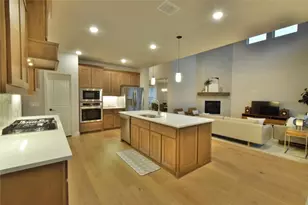 386 Paddle Boat Dr, Granbury, TX 76049 - Photo 13