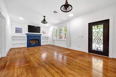 1320 Madeline Place, Fort Worth, TX 76107 - Photo 3