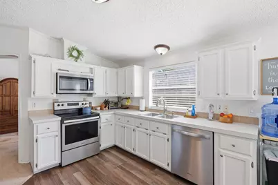 1105 E Lake Drive, Weatherford, TX 76087 - Photo 5