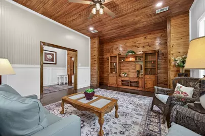 909 N Howard Street, Palestine, TX 75801 - Photo 9