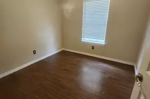 206 Hackberry Dr, Greenville, TX 75402 - Photo 19