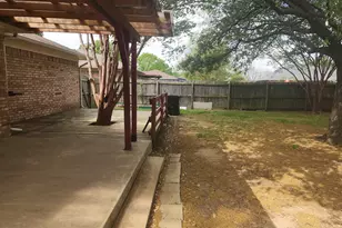 206 Hackberry Dr, Greenville, TX 75402 - Photo 7