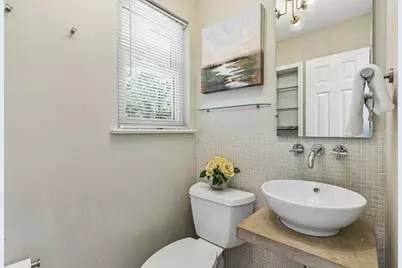 9469 Gatetrail Drive, Dallas, TX 75238 - Photo 13