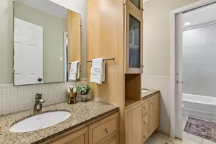 9469 Gatetrail Dr, Dallas, TX 75238 - Photo 19