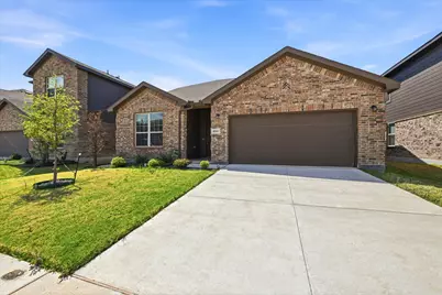 8009 Gangway Drive, Fort Worth, TX 76179 - Photo 3