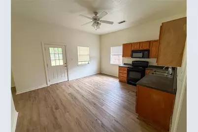 907 W Fischer Street, Sherman, TX 75092 - Photo 7