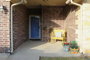 1736 Sully Ct, Stephenville, TX 76401 - Photo 3