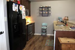 1736 Sully Ct, Stephenville, TX 76401 - Photo 11