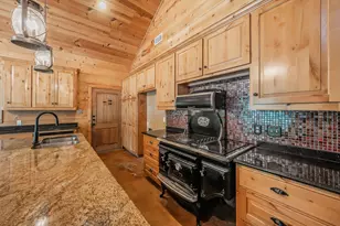 716 Elmwood Dr, Flower Mound, TX 75022 - Photo 9