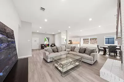 813 Creek Valley Road, Mesquite, TX 75181 - Photo 7