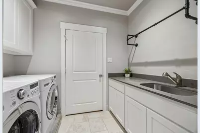 5812 Marquita Avenue, Dallas, TX 75206 - Photo 17