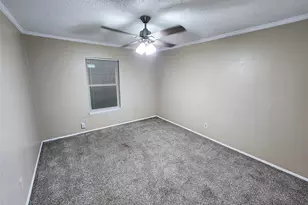 127 Cooper St, Cedar Hill, TX 75104 - Photo 13