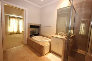 4043 Throckmorton St, Dallas, TX 75219 - Photo 23