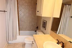 4043 Throckmorton St, Dallas, TX 75219 - Photo 15