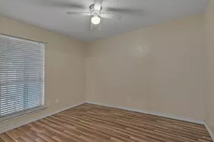 5730 Westchase Dr, North Richland Hills, TX 76180 - Photo 15