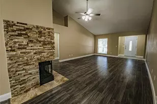 1524 High Pointe Ln, Cedar Hill, TX 75104 - Photo 9