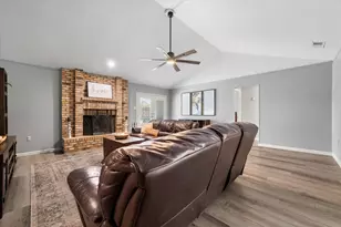 3800 Twin Creek Dr, Arlington, TX 76015 - Photo 13