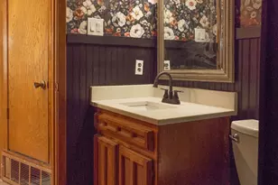 2001 Park Hill Dr, Arlington, TX 76012 - Photo 11