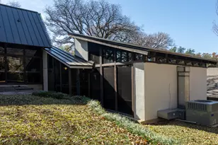 2001 Park Hill Dr, Arlington, TX 76012 - Photo 33